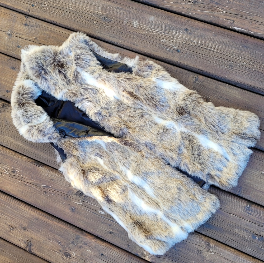 Only faux fur vest